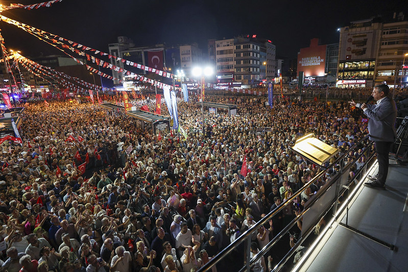 On binler demokrasi için Kadıköy’de buluştu